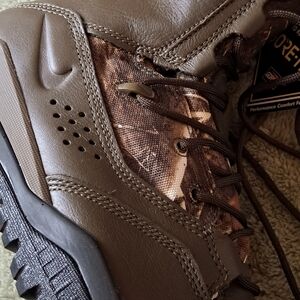 Brand New Goretex by Nike Boots